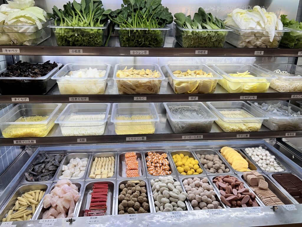 楊國福麻辣湯食材棚左半分