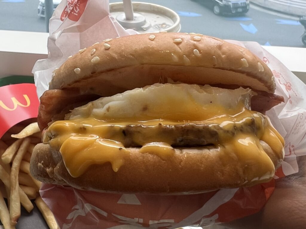 マクドナルドチーズ月見バーガー