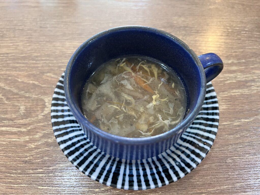 オリエンタルエレファントトムヤムスープ