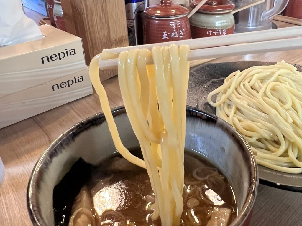 やすべえ麺タレつけてリフトアップ