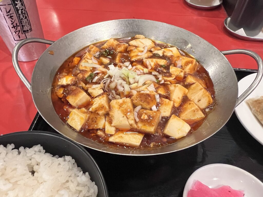 餃子の安亭麻婆豆腐アップ