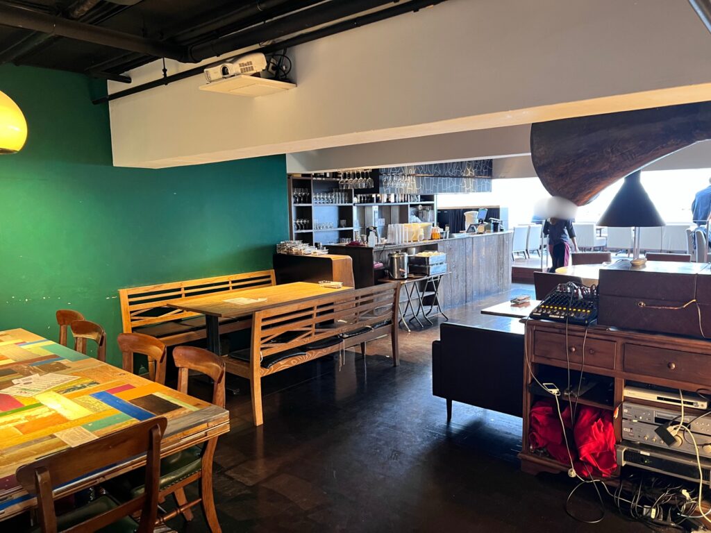 カフェコットンクラブ3F奥