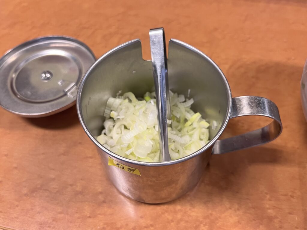 麺友一誠刻みネギ