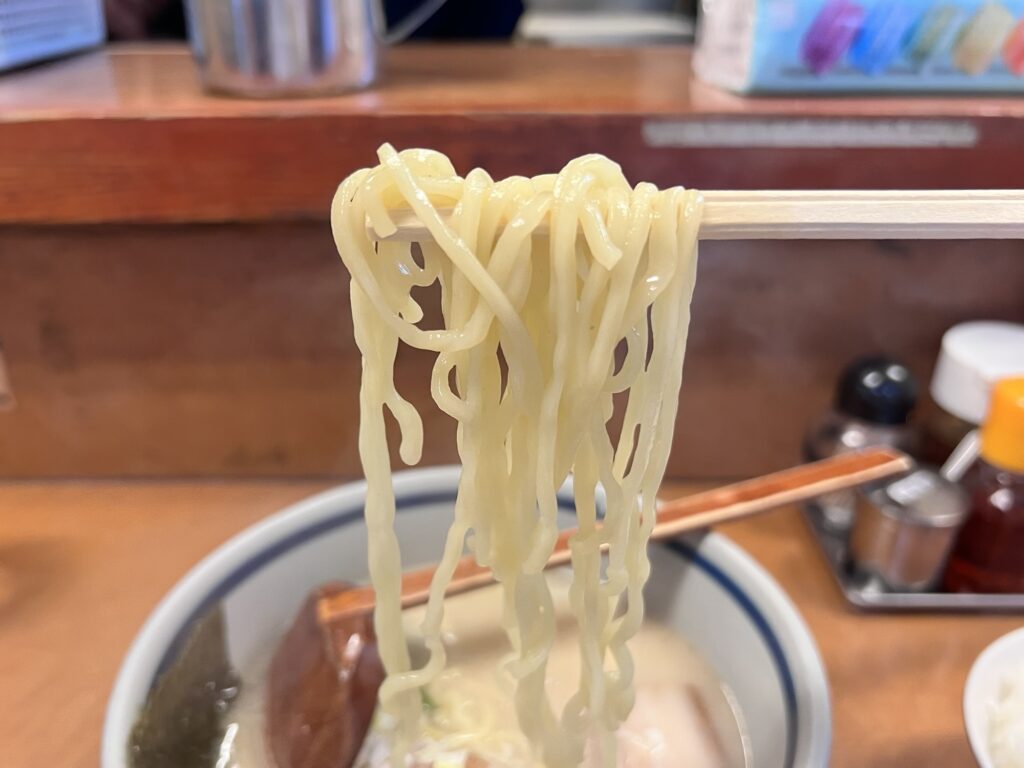 麺友一誠麺リフトアップ