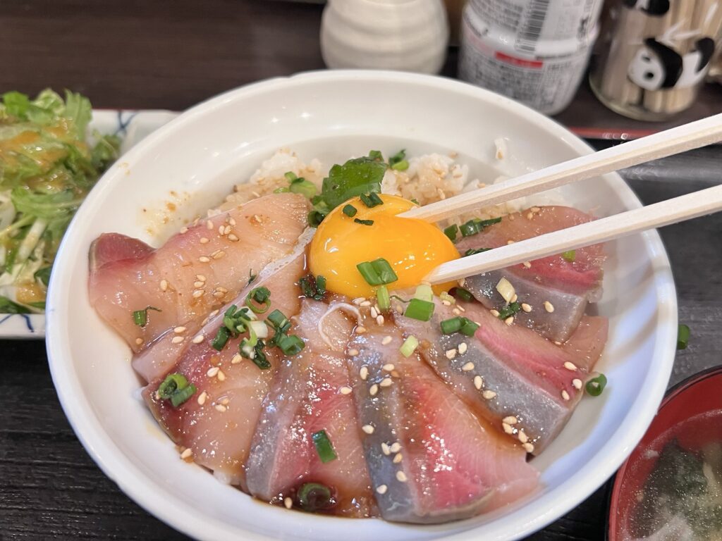 まぐろんち卵黄プチっ