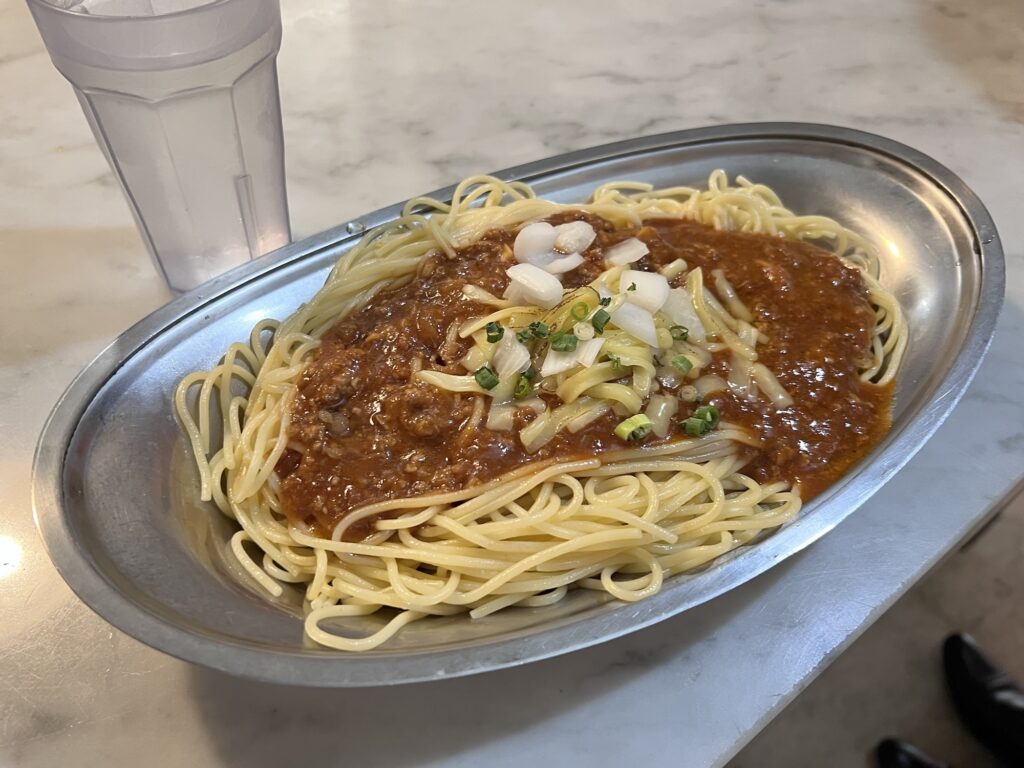 立ちスパアッパーカットミートソース大