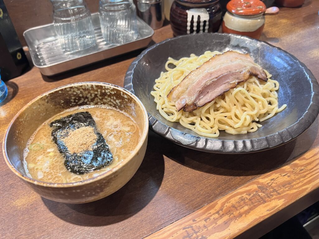 つけ麺屋ひまわり料理全体