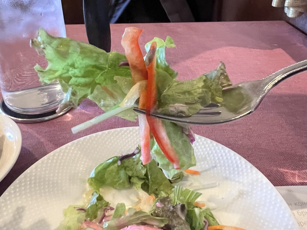 チャイカサラダリフトアップ