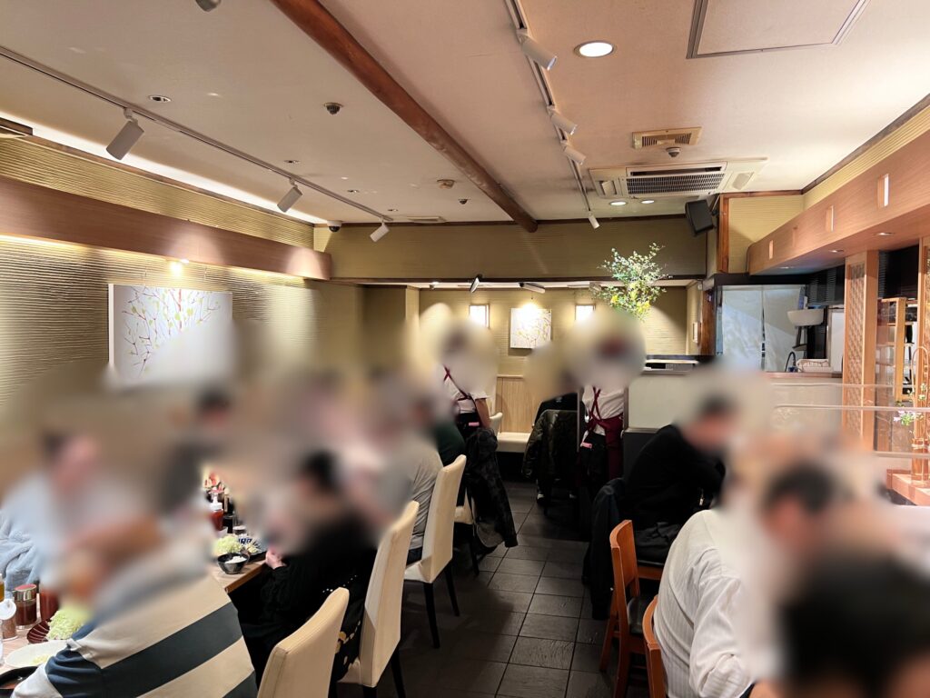 とん久店内風景