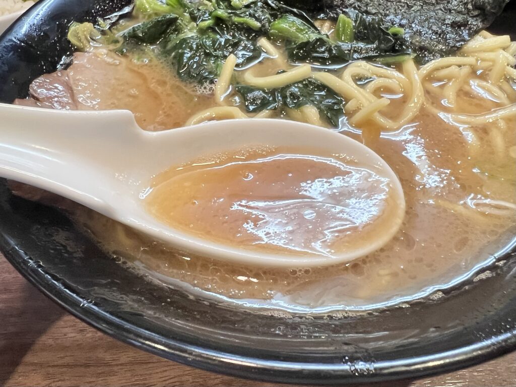 麺達うま家スープアップ