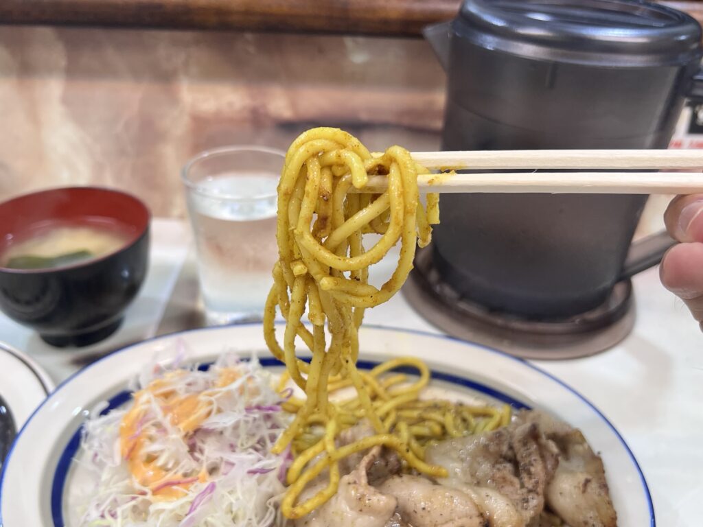 洋庖丁カレーパスタリフトアップ