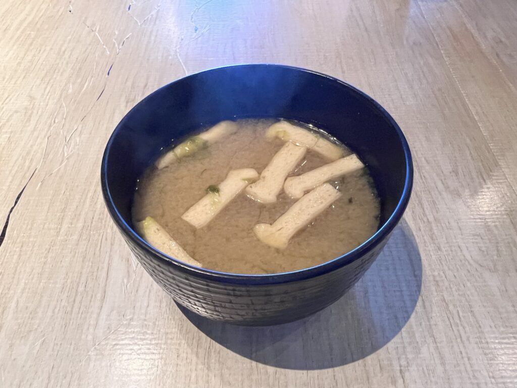 まるがまる味噌汁アップ