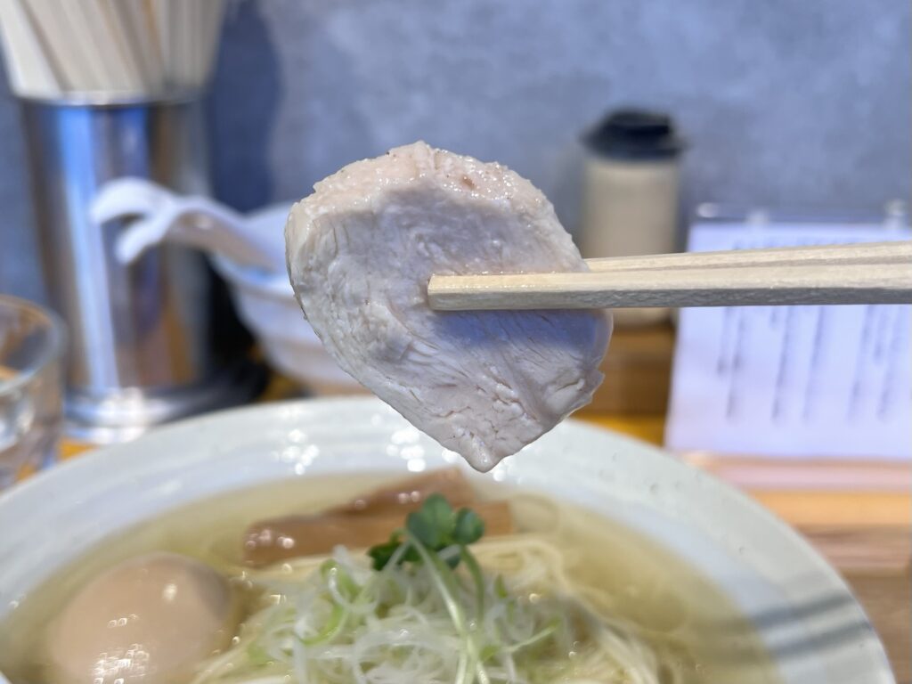 BABA NOODLE HOUSE鶏チャーシューリフトアップ