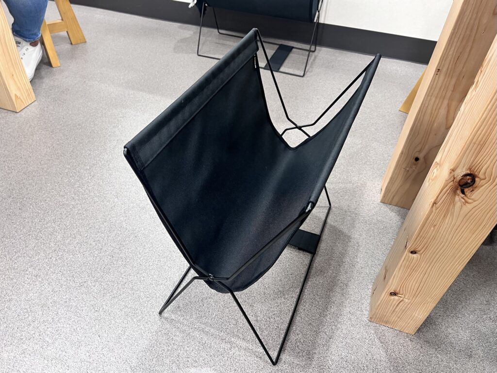 なぎちゃんラーメン荷物置き