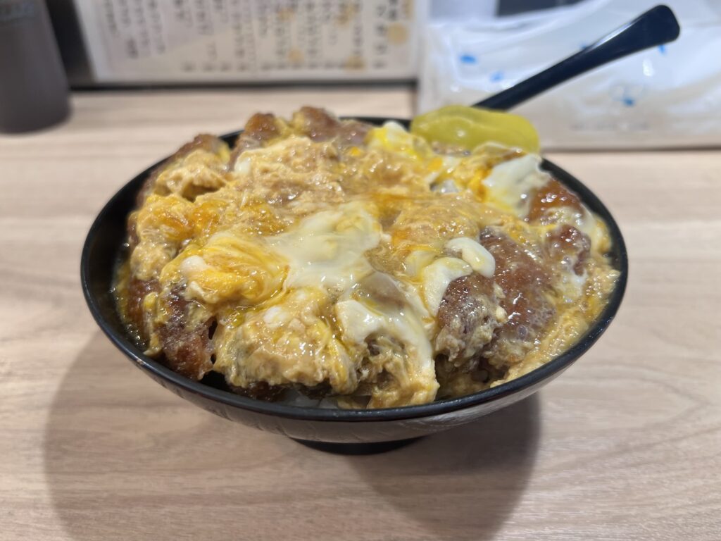 七兵衛カツ丼アップ