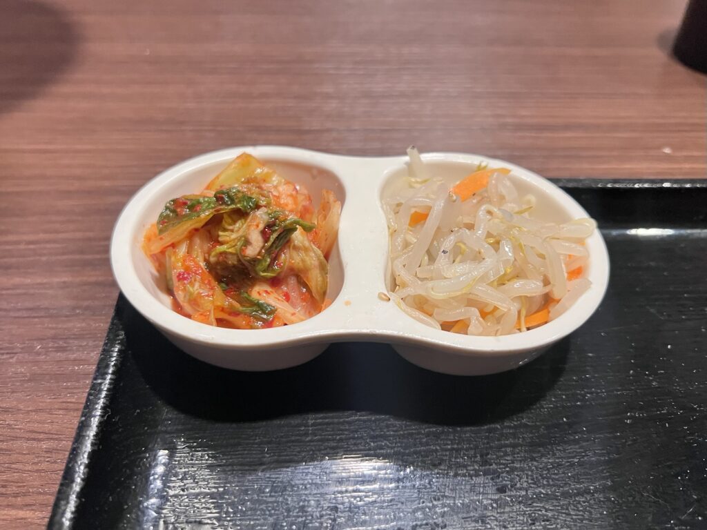 マニトキムチとナムル