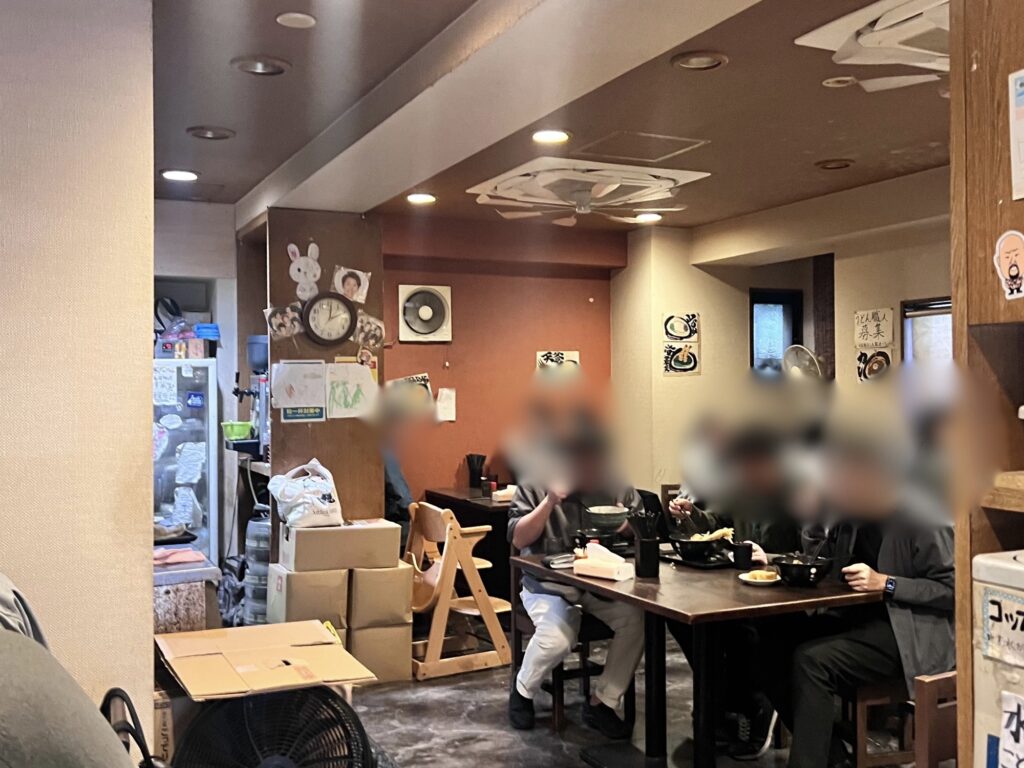 大地のうどん店内風景