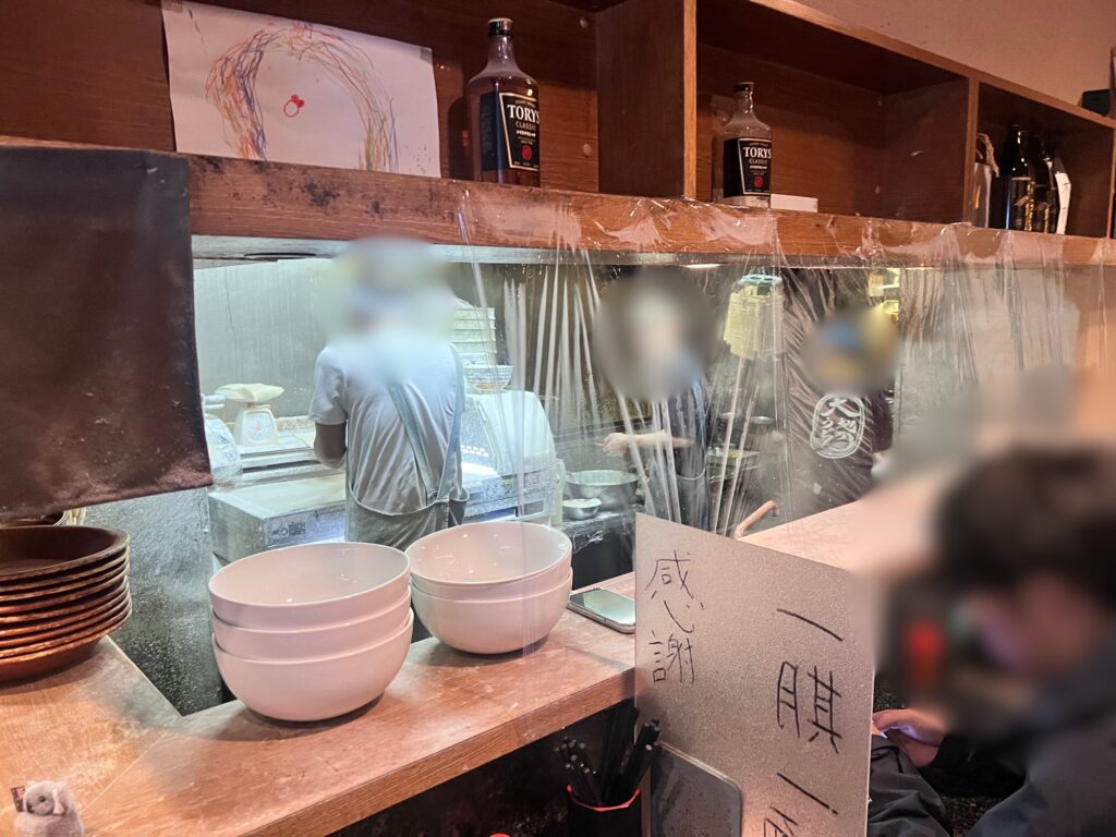 大地のうどん厨房風景