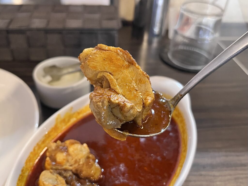 横浜ボンベイ鶏肉リフトアップ