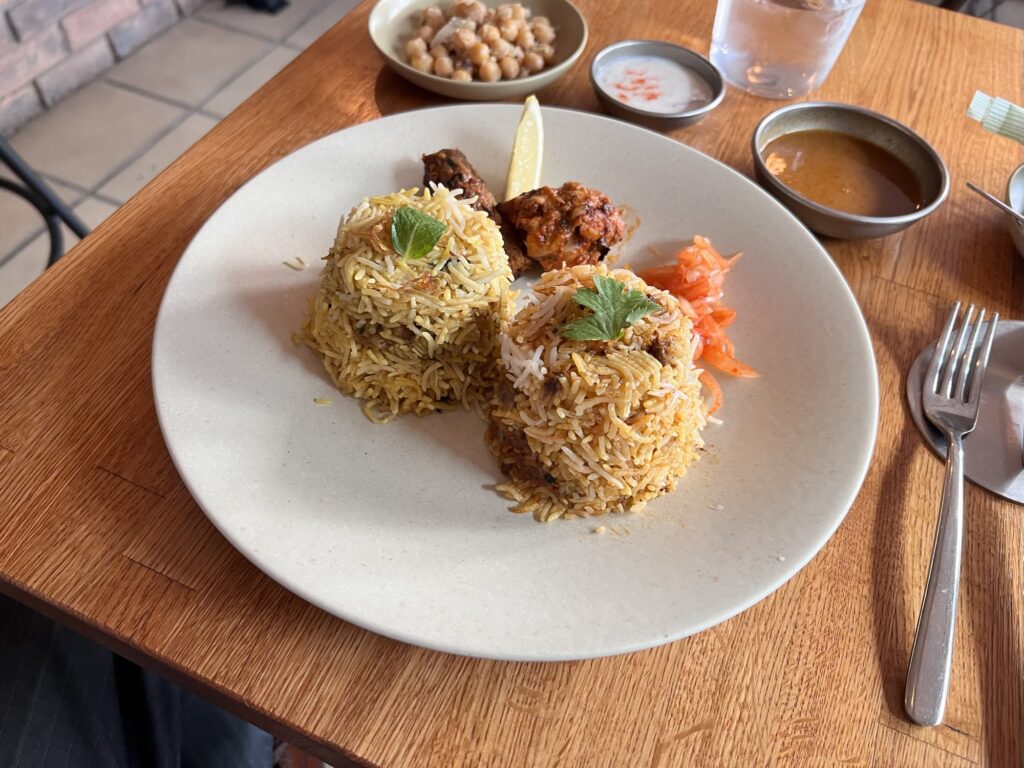 ビリヤニトウキョウメインプレートアップ