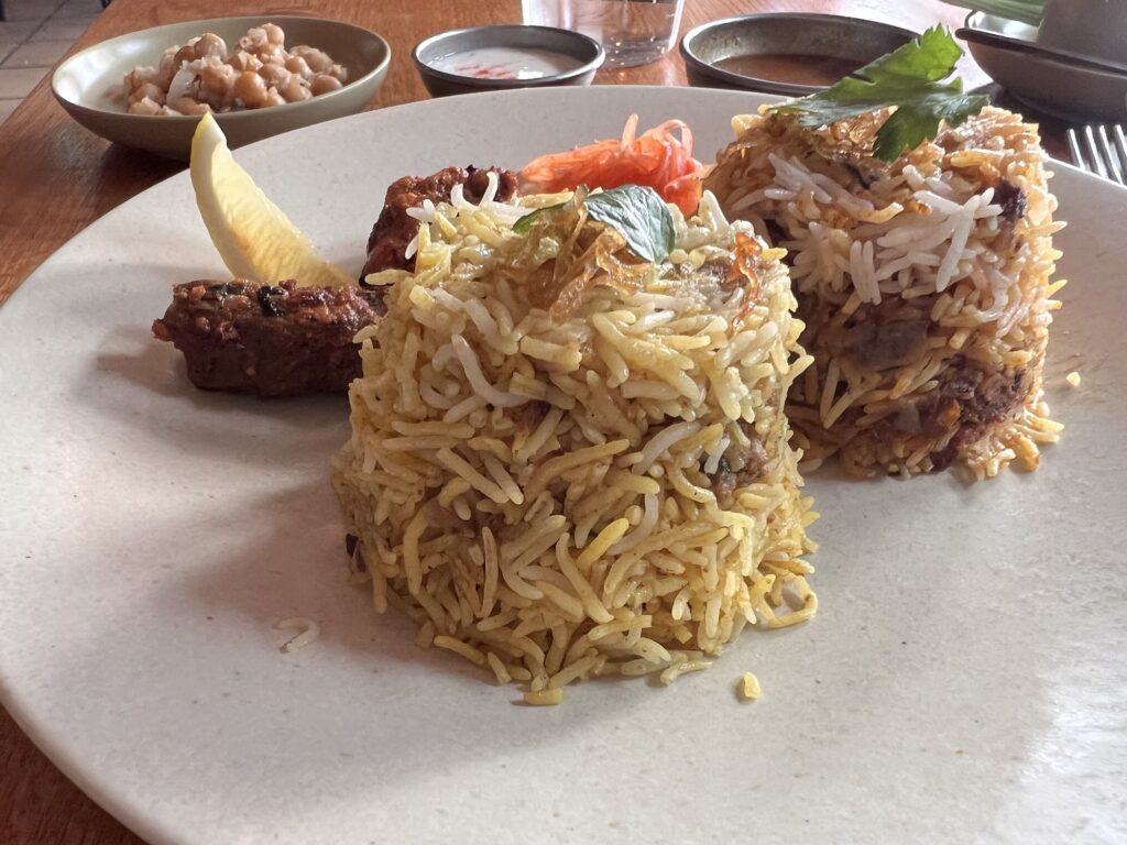 ビリヤニトウキョウチキンビリヤニアップ