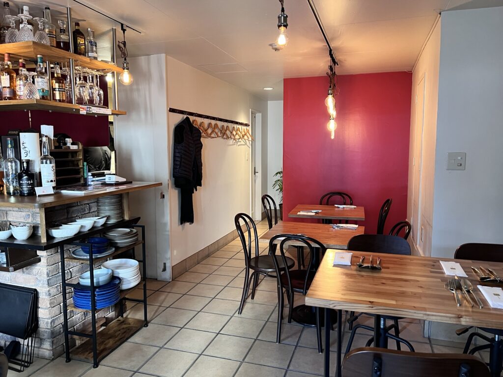 ビリヤニトウキョウ店内風景1