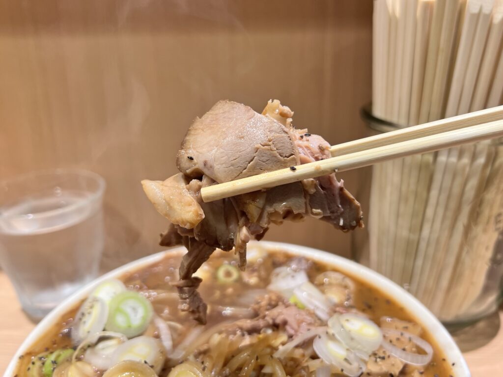 六坊チャーシューリフトアップ