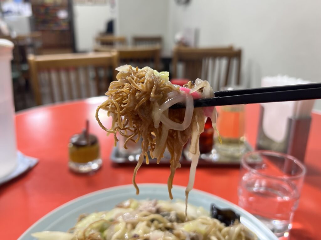 長崎飯店皿うどん硬い麺リフトアップ