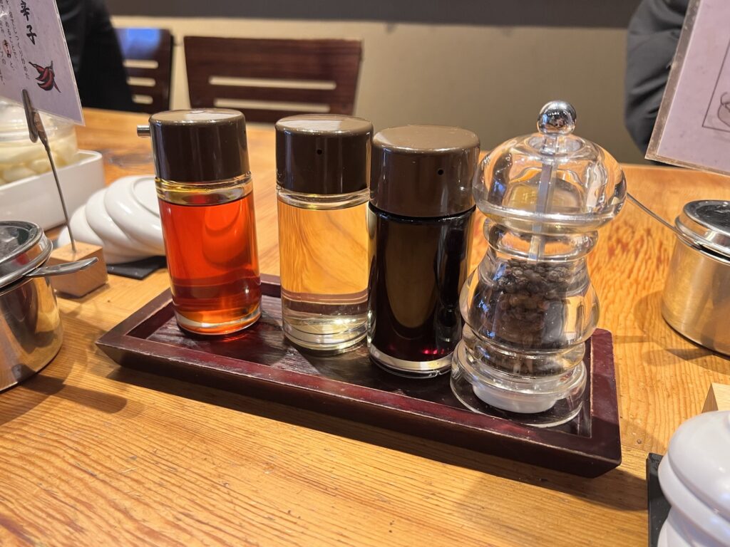 野方ホープ卓上醤油酢ラー油胡椒