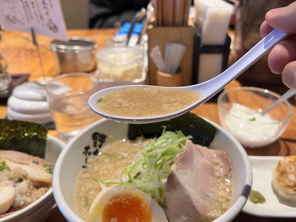 野方ホープスープリフトアップ