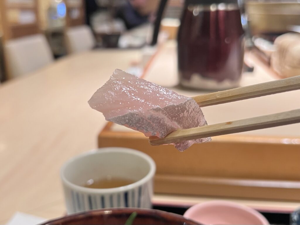 いろ川謎のピンク魚リフトアップ