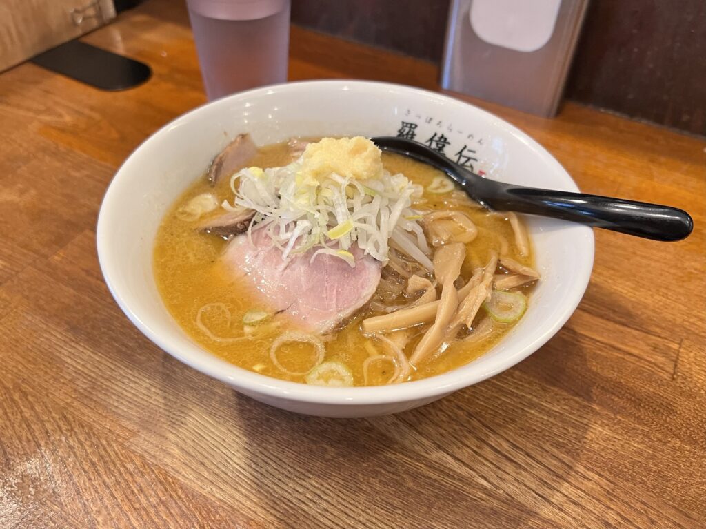 羅偉伝みそラーメン