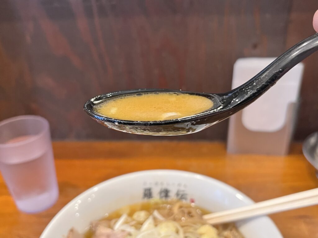 羅偉伝スープリフトアップ