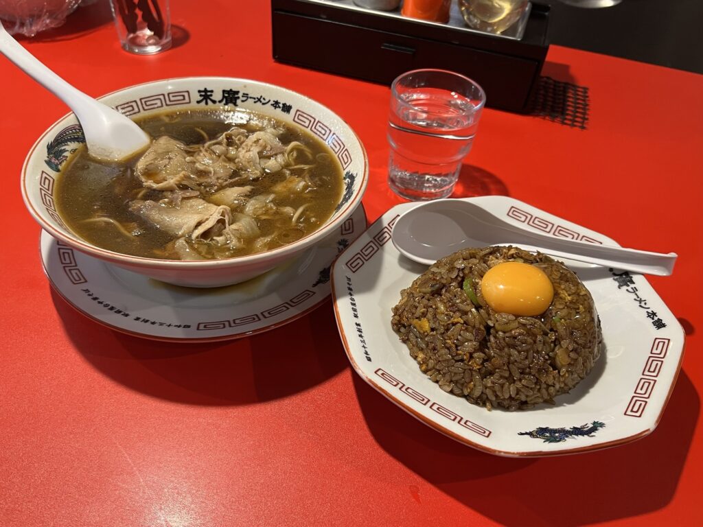 末廣ラーメン本舗料理全体