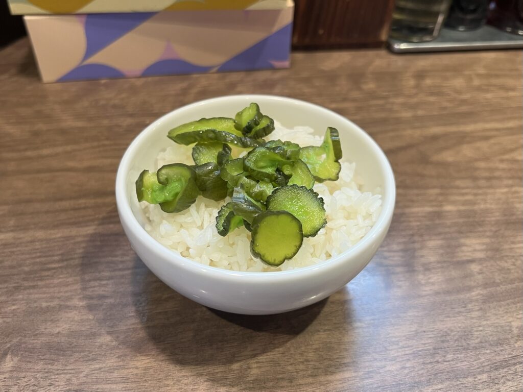 うま家青かっぱ乗せたライスアップ