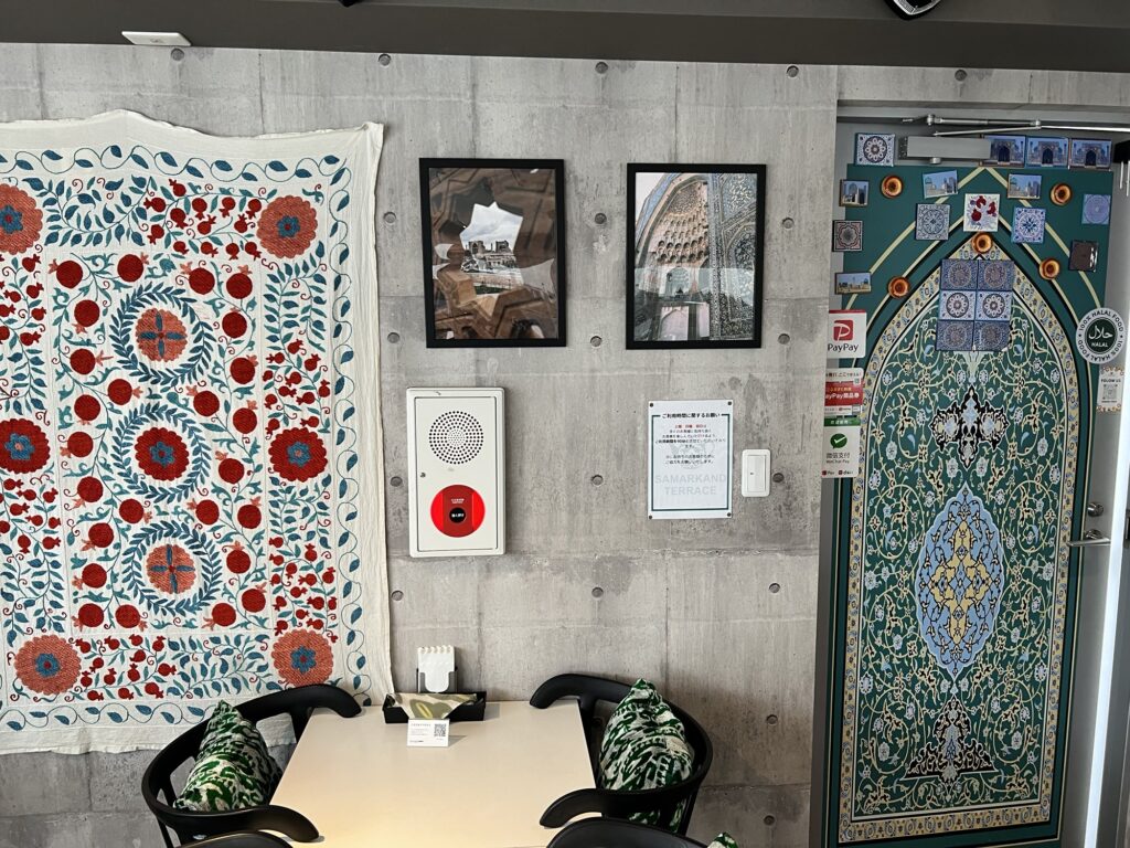 サマルカンドテラス壁の飾り