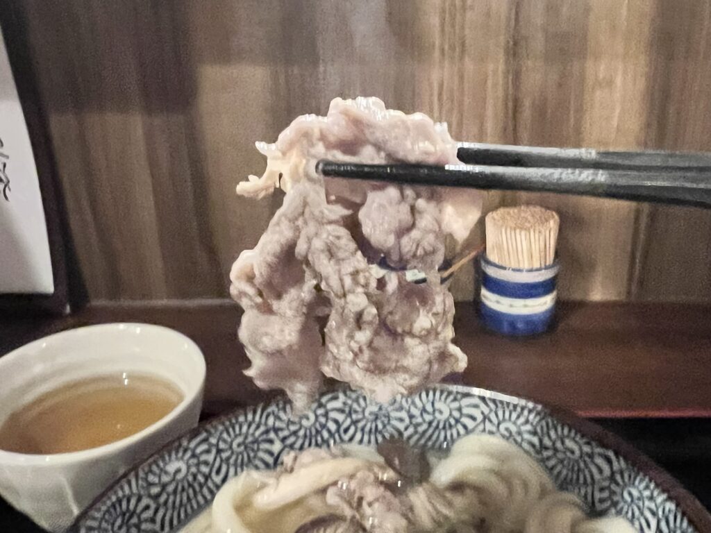 うどん蔵之介豚肉リフトアップ