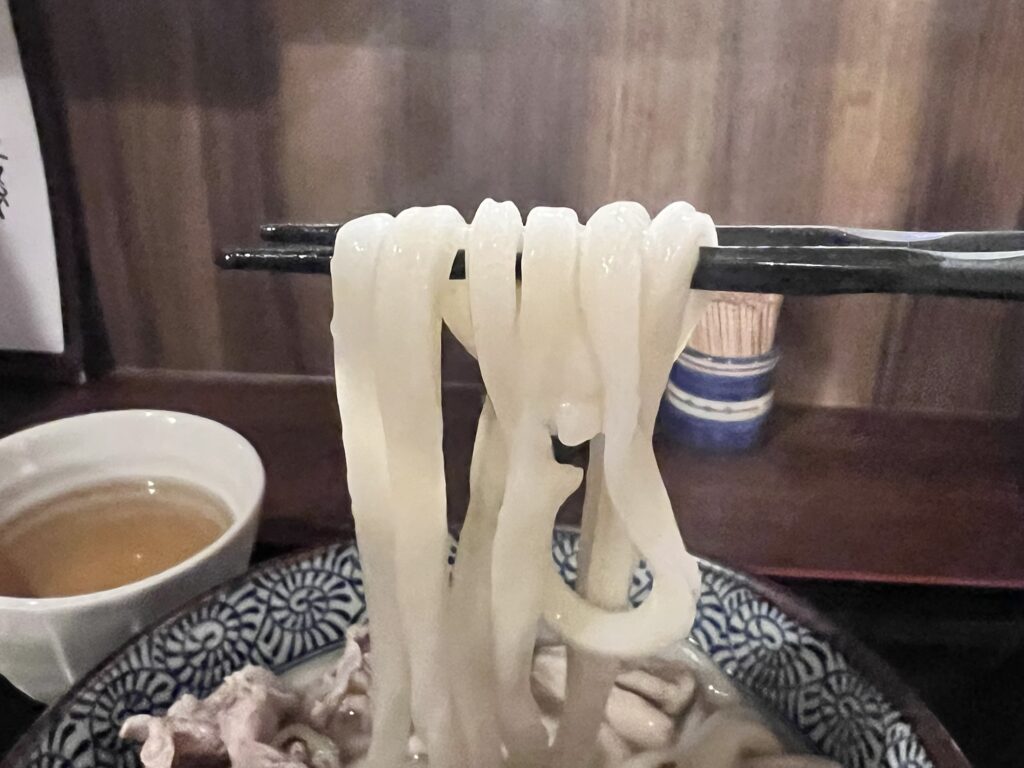 うどん蔵之介麺リフトアップ