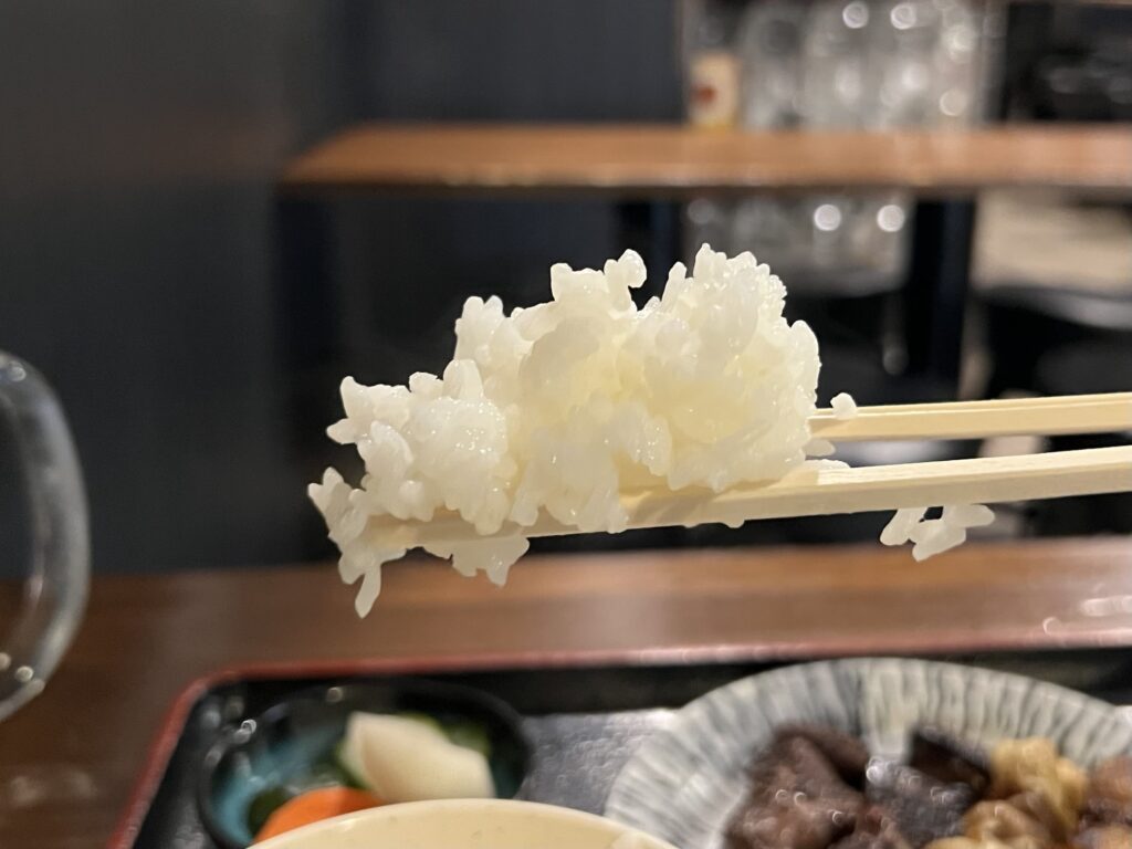 もつ焼きばんご飯リフトアップ