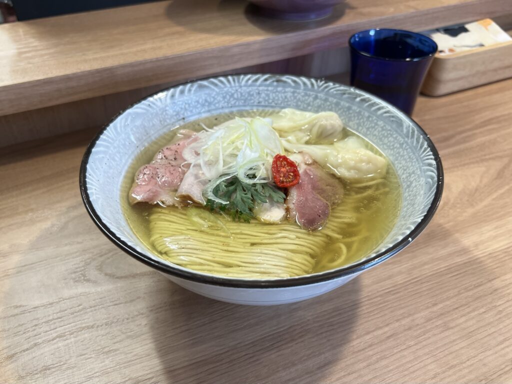 紫苑特上塩拉麺アップ