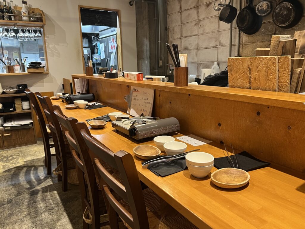 隣のロッヂ店内風景2