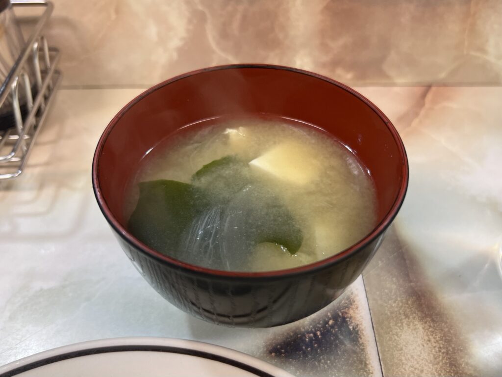 洋庖丁味噌汁アップ