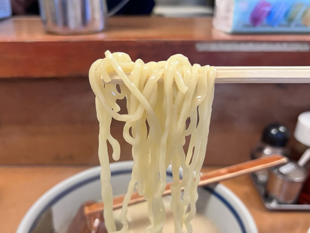 麺友一誠麺リフトアップ